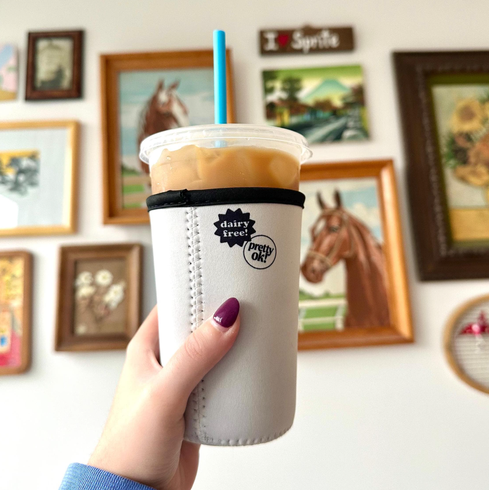 Tummy Issue Medium Drink Sleeve